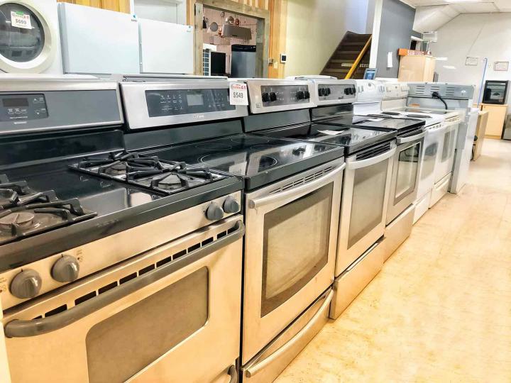 Magasin de cuisinière Laval